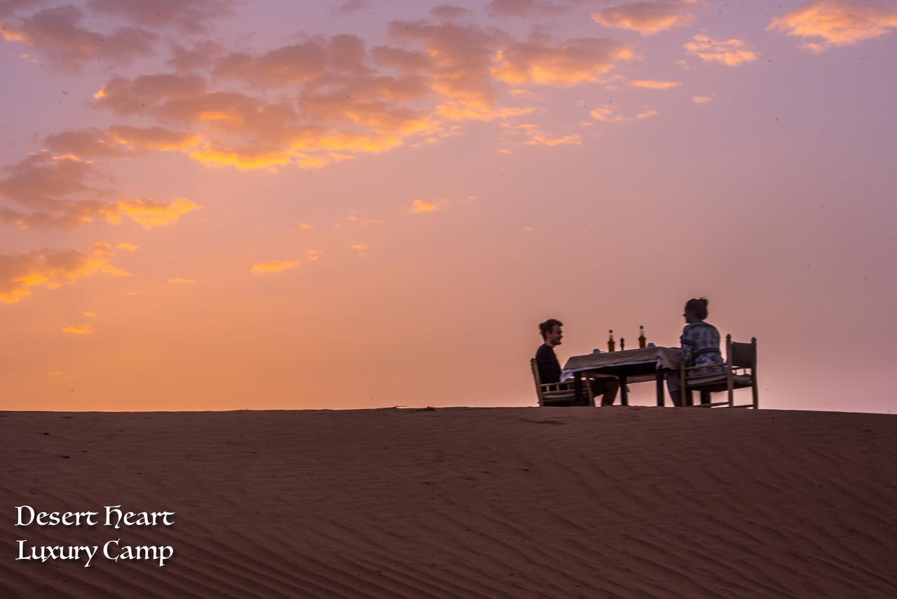 Desert Heart Luxury Camp 梅尔祖卡 外观 照片