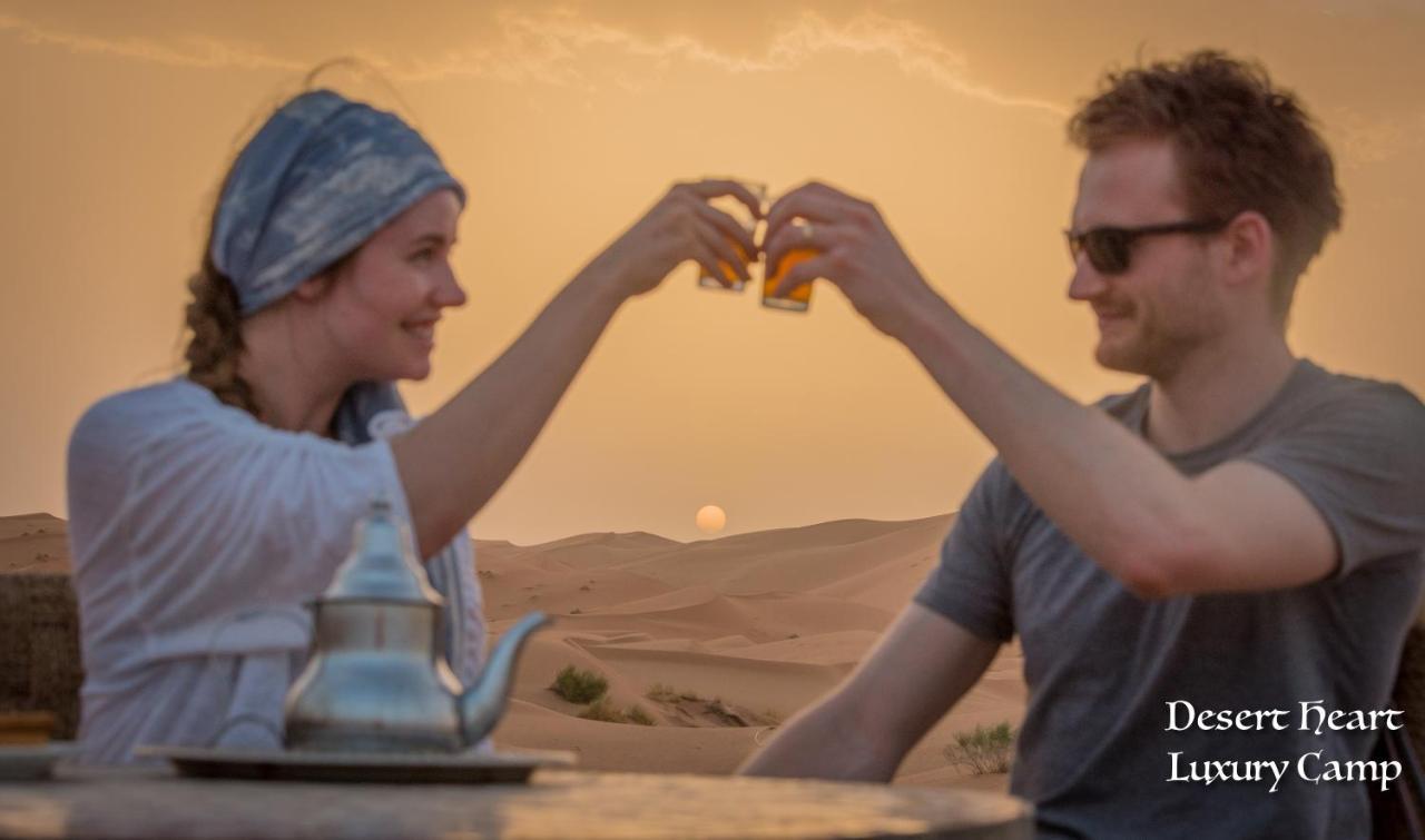 Desert Heart Luxury Camp 梅尔祖卡 外观 照片